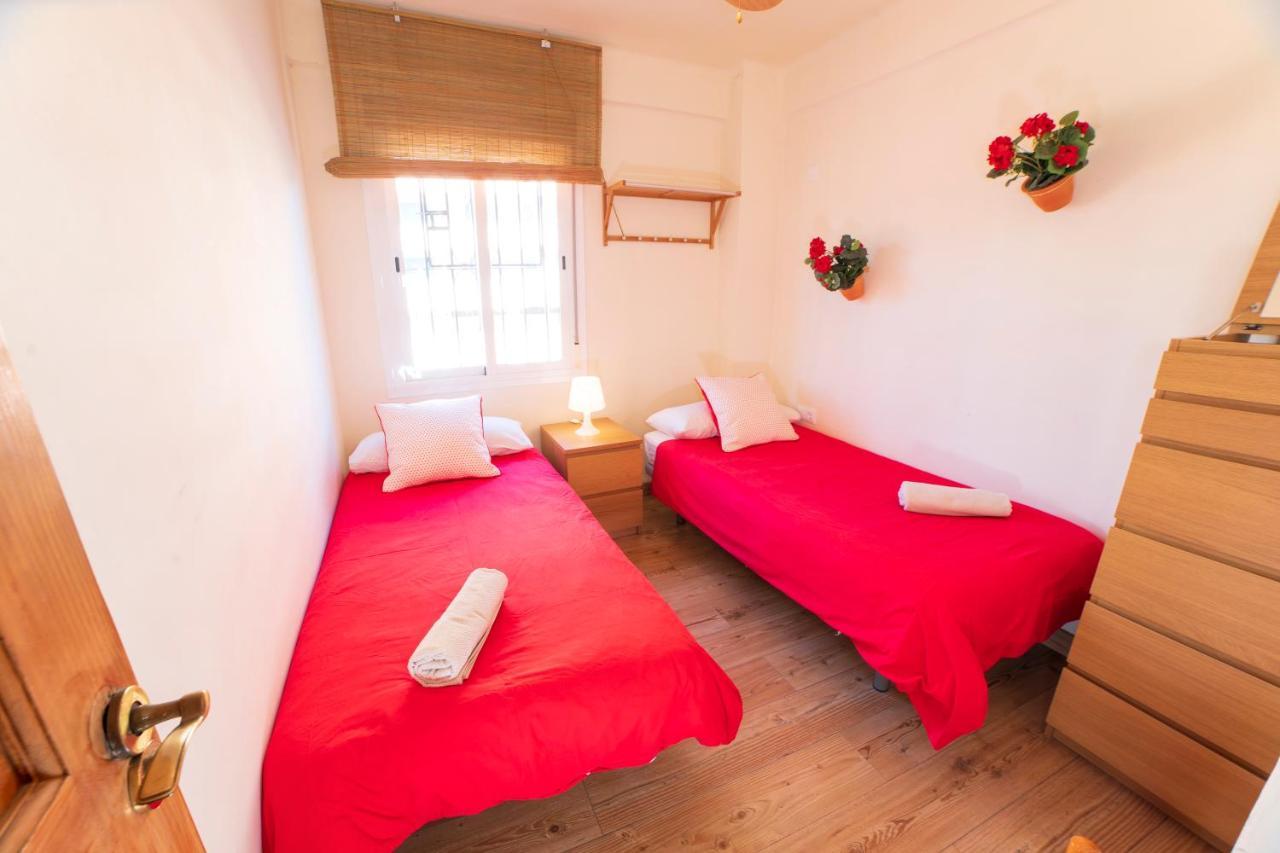 City Center Next To The Beach 2 Bedrooms Apartment マラガ エクステリア 写真